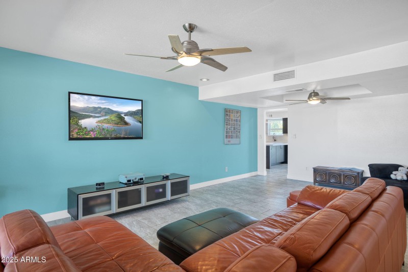 11035 N 37th St Phoenix - 230