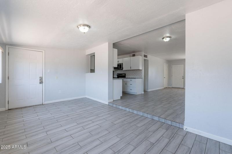 13-web-or-mls-North-13