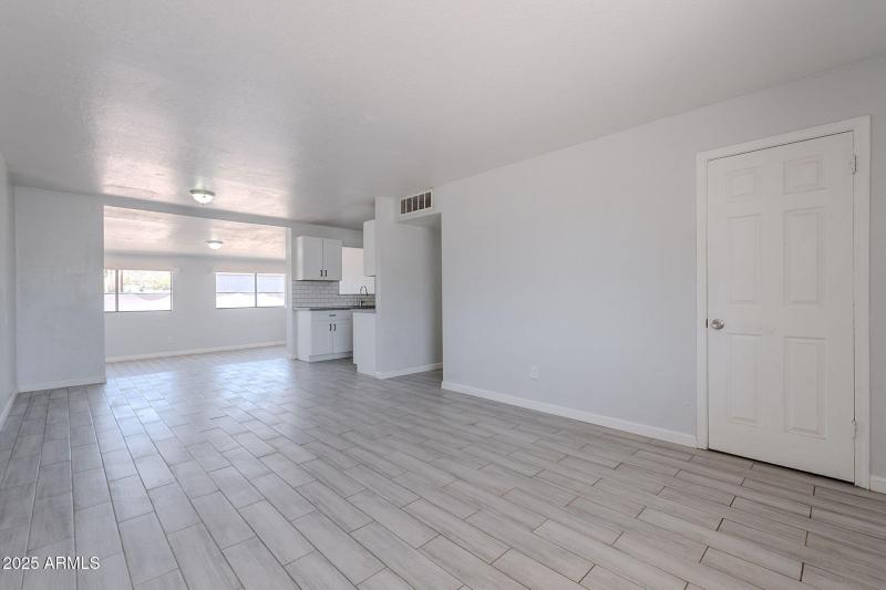 15-web-or-mls-North-15