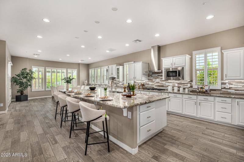 Kitchen with Large Island