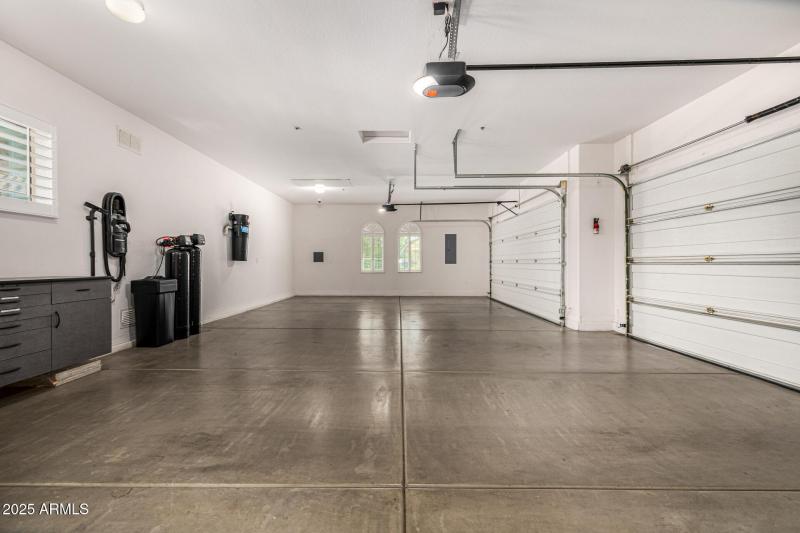 4 Car Garage - Main House