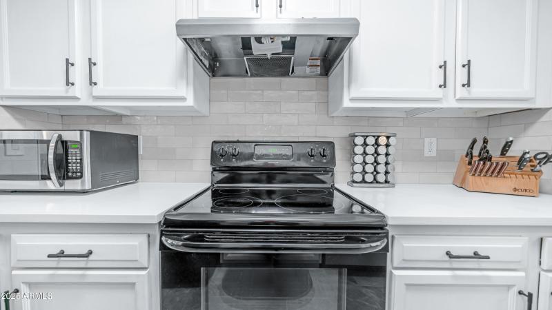 2615 N Hayden Rd Unit 114 Interior Photo