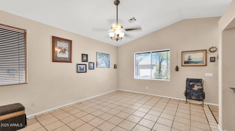 6-web-or-mls-P1085294