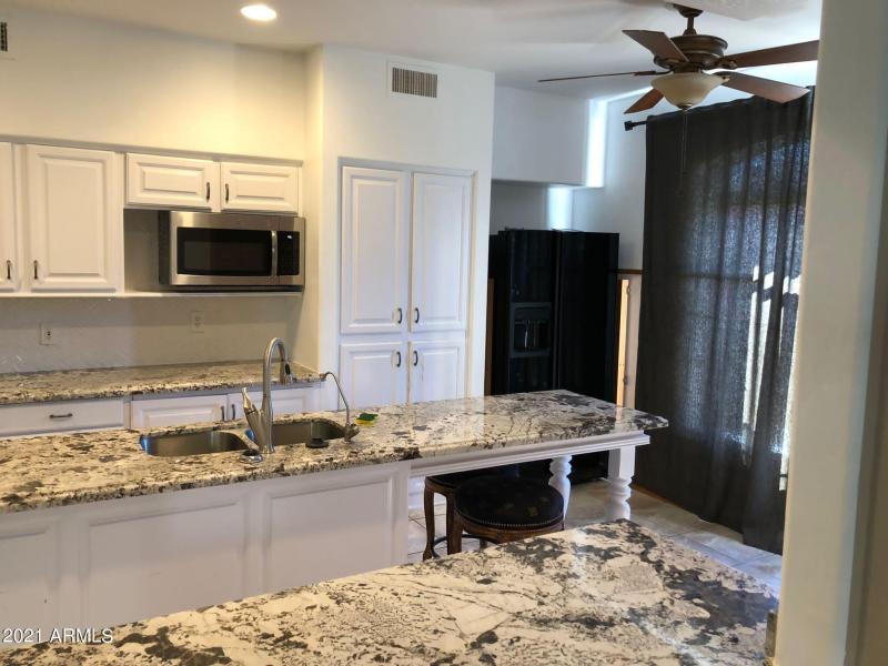 54BFD14F-C043-4E0A-8C09-F57A023434AB