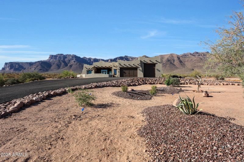 Large Circular Driveway