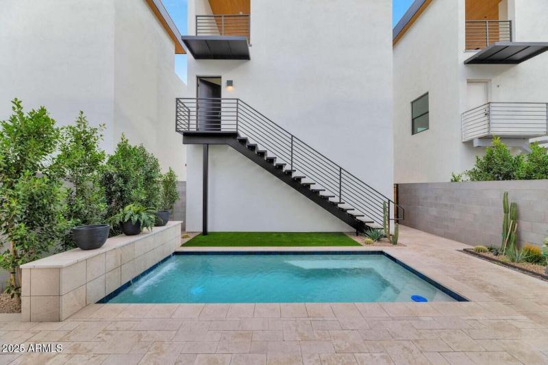 20250107231736239834000000-o