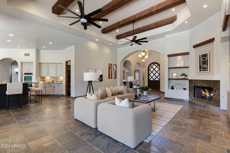 4327 E Capricorn Pl-12