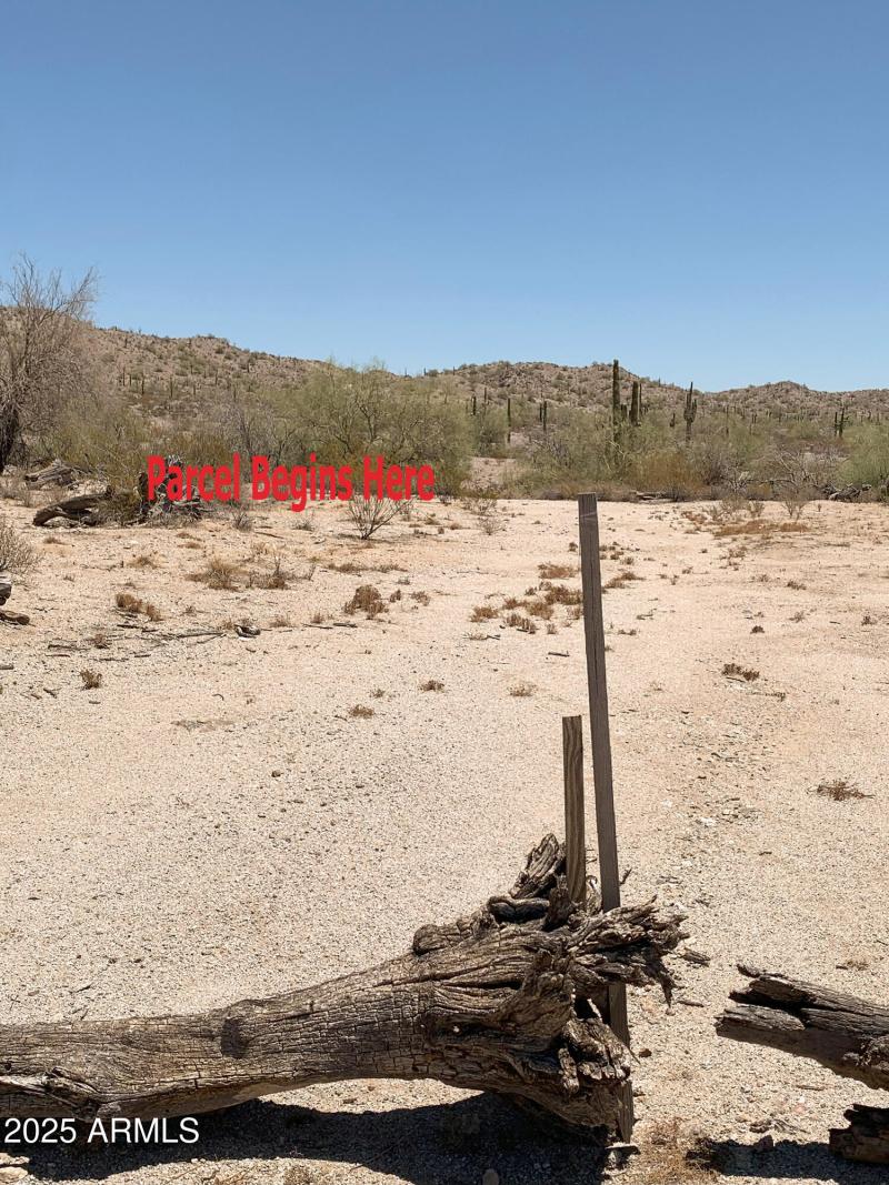 Entrance to Lot 350' from Donnaloy