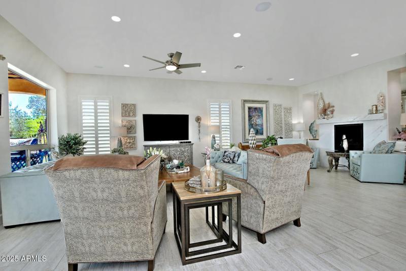 36607 Stoneware Dr San Tan-large-018-043