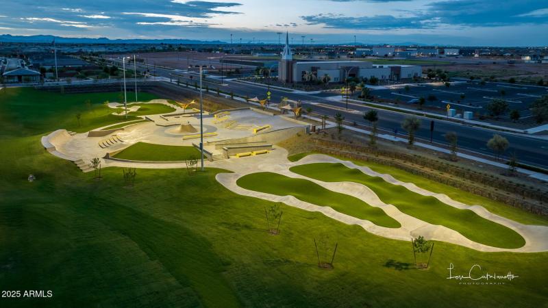 90-web-or-mls-34) Eastmark Community