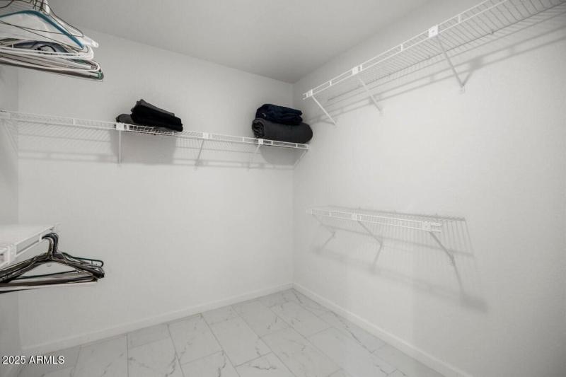 thumbnail_36724-125021-AaUlI5dsYqORni1pr