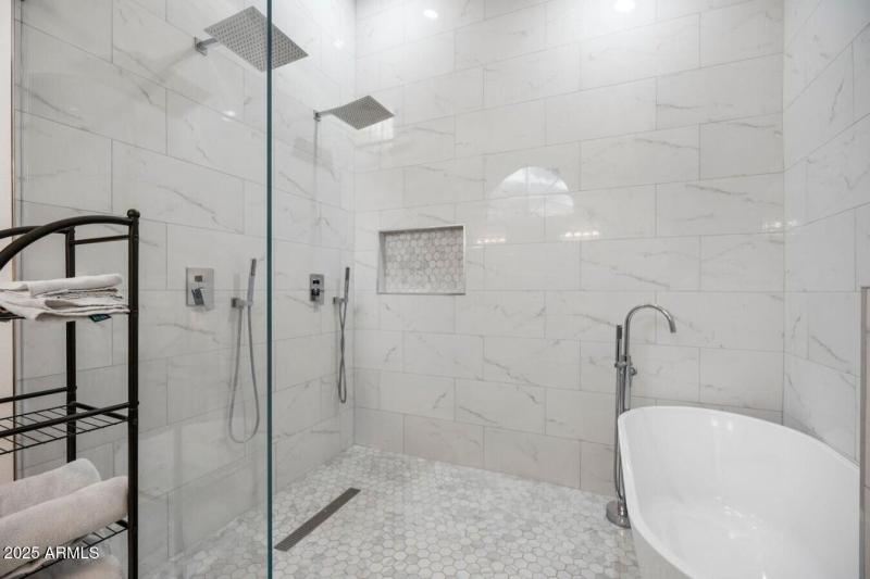 thumbnail_36724-125021-Xz2ZR31uUOwqT7dkW