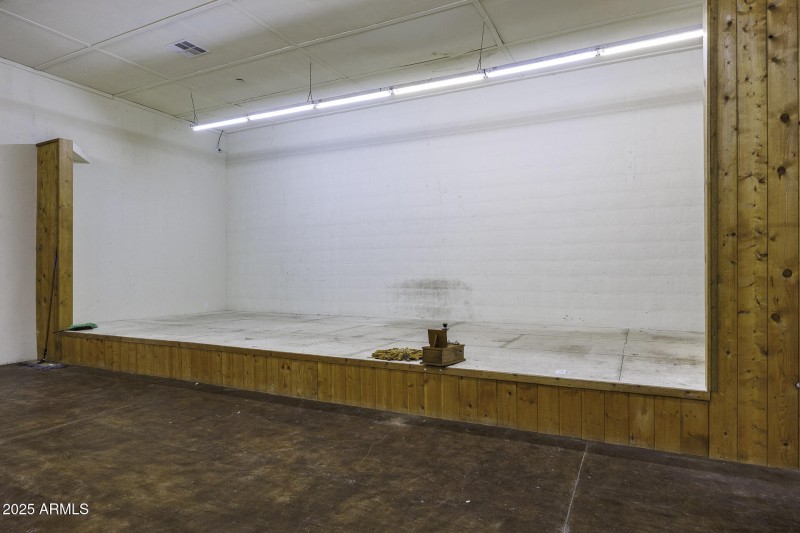 Auction Stage