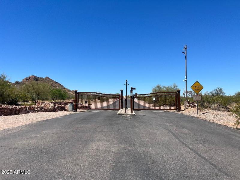 0 Butte Creek gate veiw