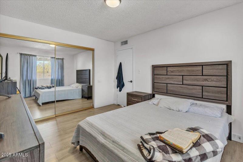 26-2207_W_Bentrup_St25