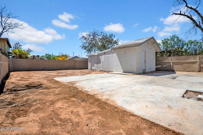 25-web-or-mls-538 S Macdonald-25