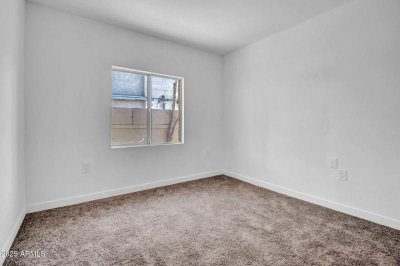 20-web-or-mls-538 S Macdonald-20