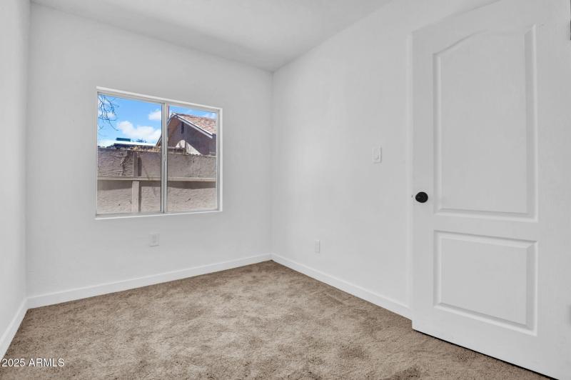 16-web-or-mls-538 S Macdonald-16