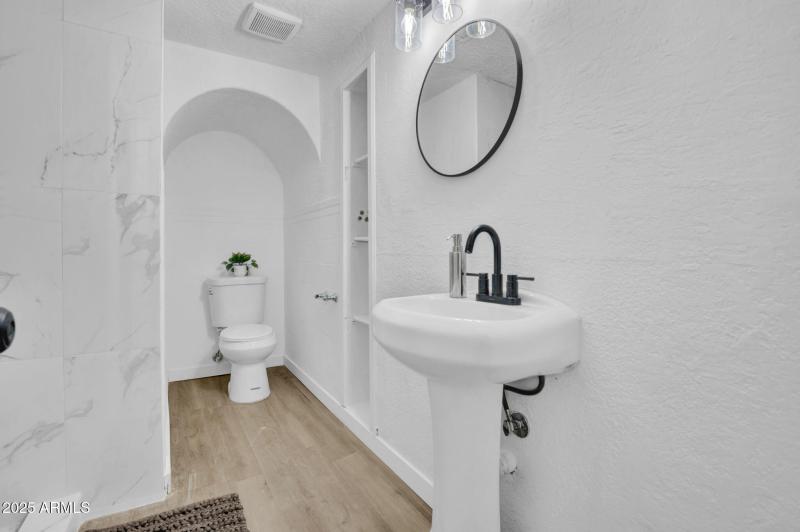 14-web-or-mls-538 S Macdonald-14