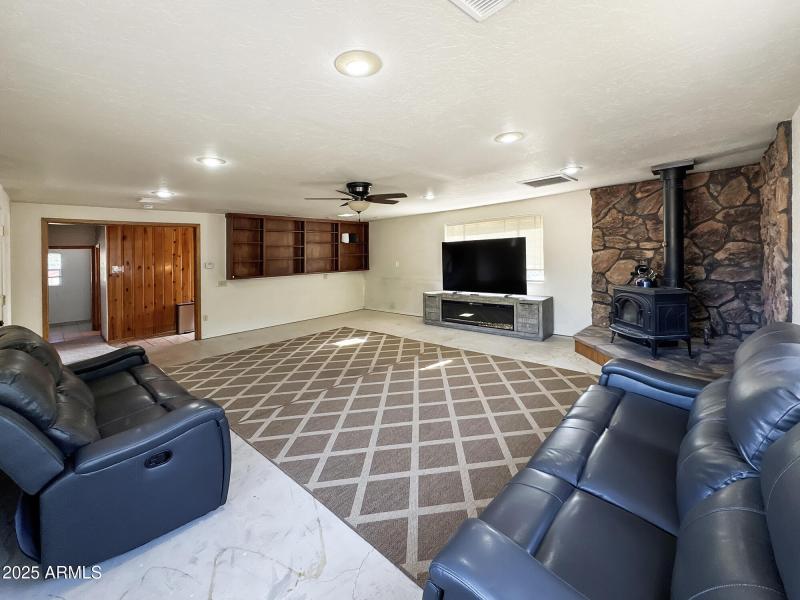 13 - Main house Living Room (2)