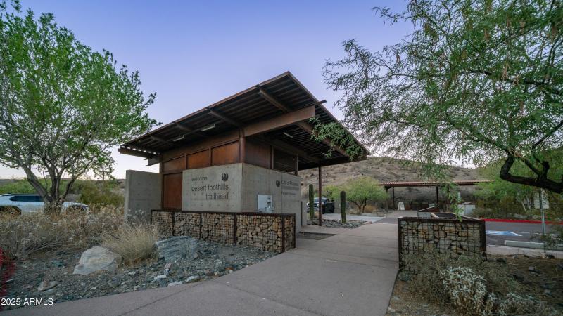 Trail Head