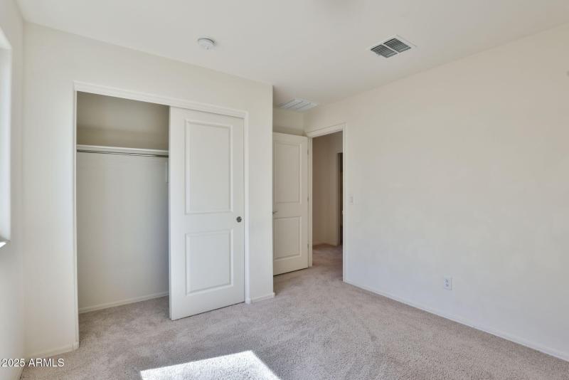 29-web-or-mls-25847 W Winston Dr Buckeye