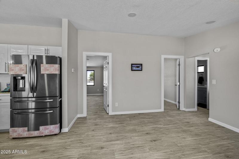 13050 N Breeze Way-59