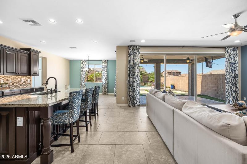 6a family room & kitchen split