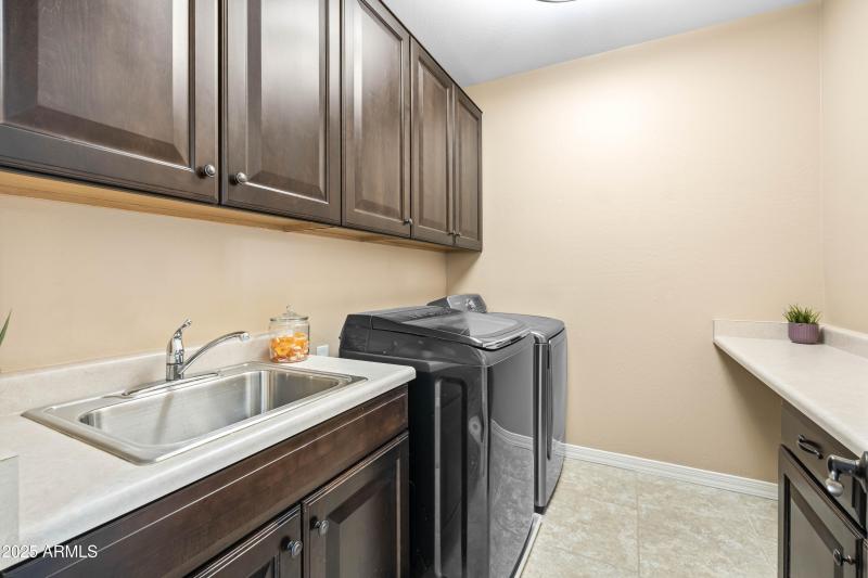 8d laundry room