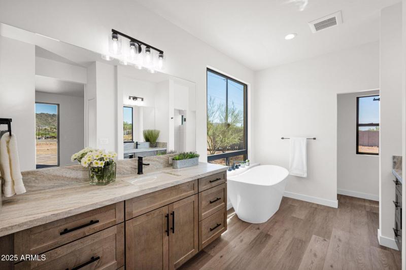 Primary Bath with Soaking Tub