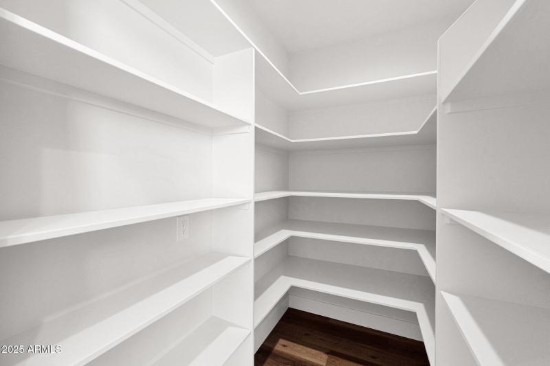 Large Walk in Pantry