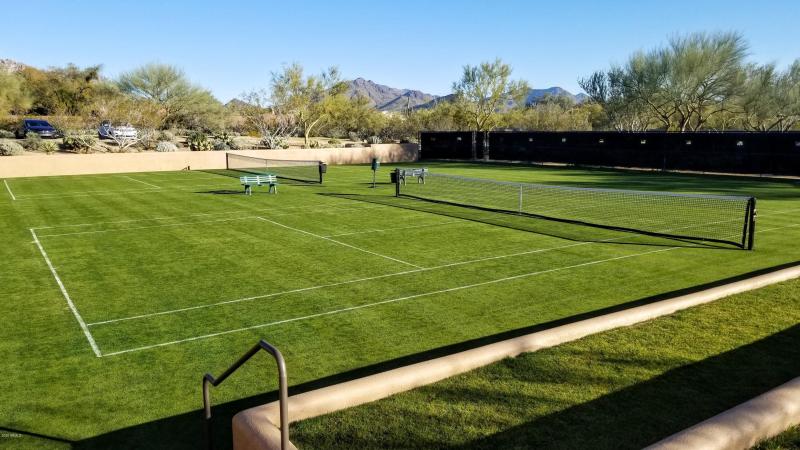 Grass tennis court