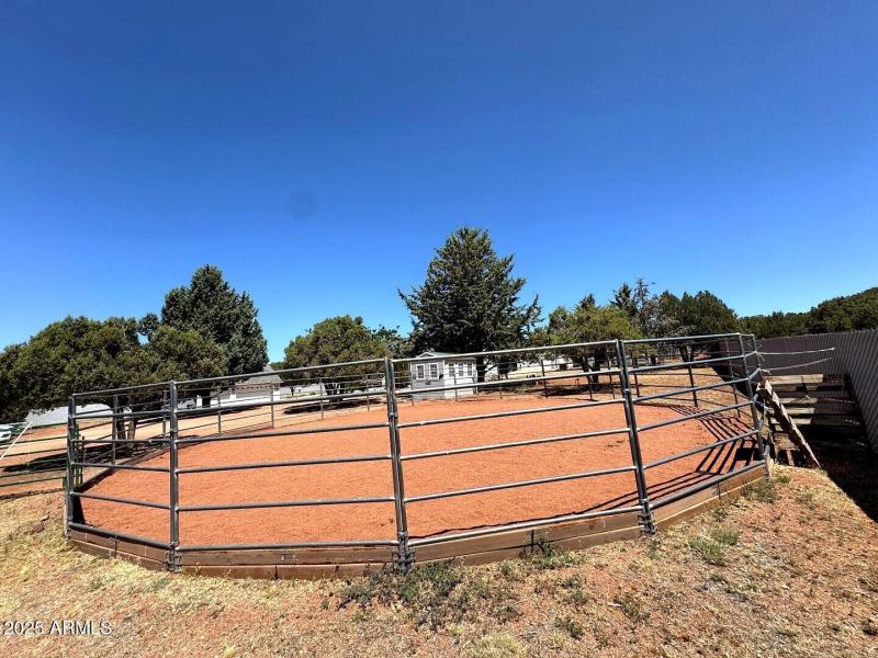 Round Pen