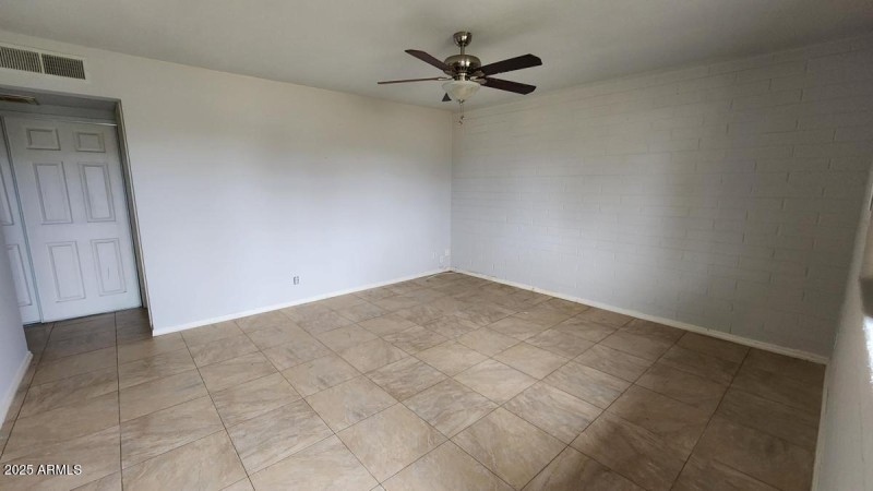 7001 Wilshire 2