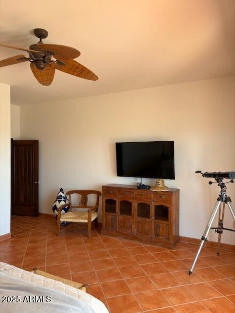 Las Conchas Master Bedroom #3