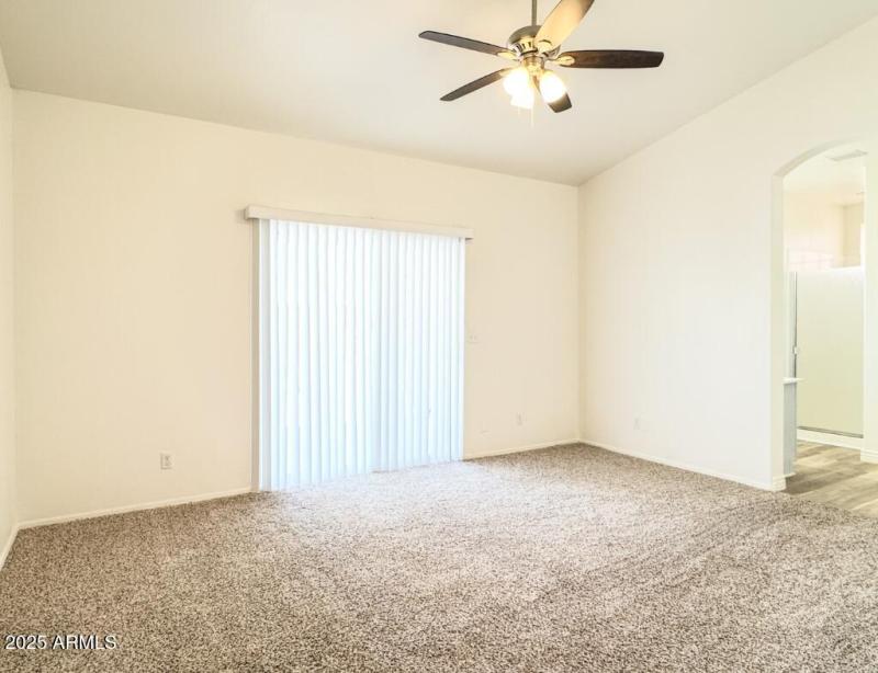 10722 W Quartz Dr Primary Suite