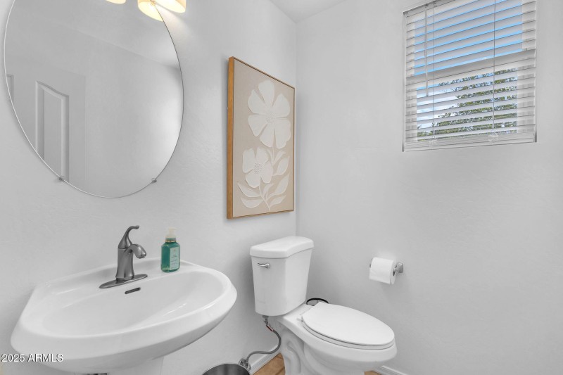 1/2 bath