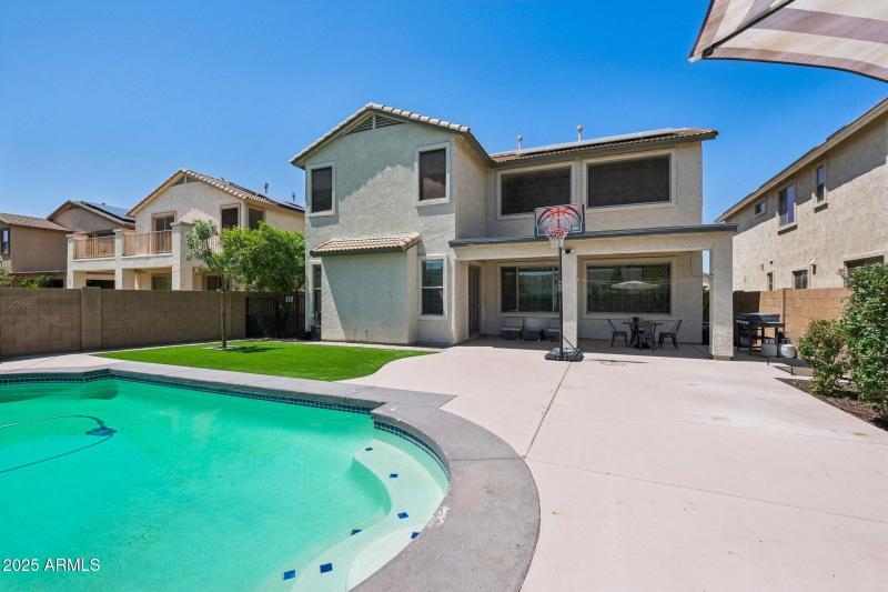 32-web-or-mls-W Saguaro Ln-S2706-030