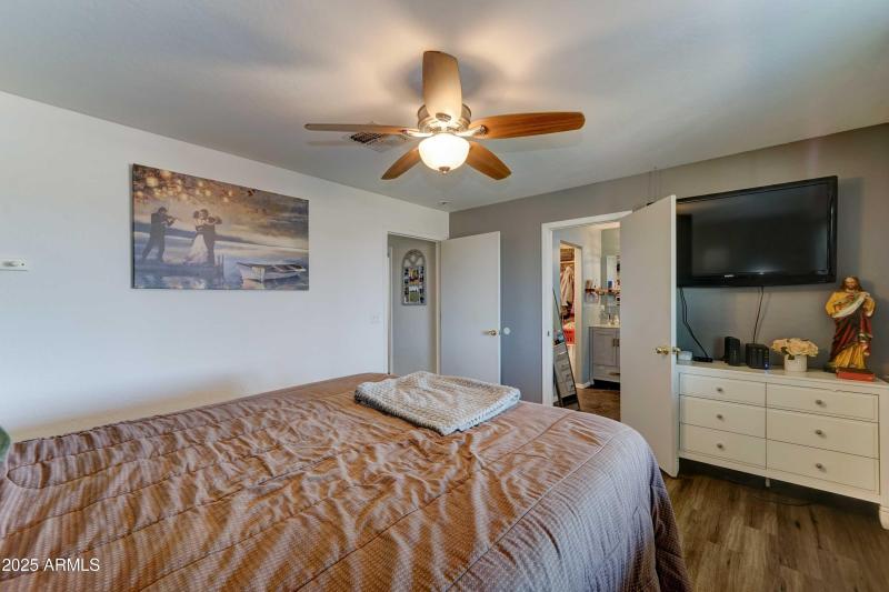 6525 e Fox hollow ln-15