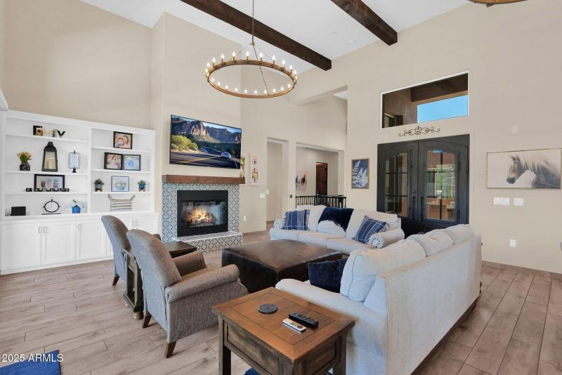 27-web-or-mls-P1235377