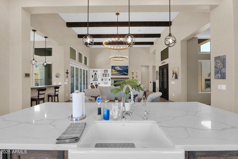 39-web-or-mls-P1235402