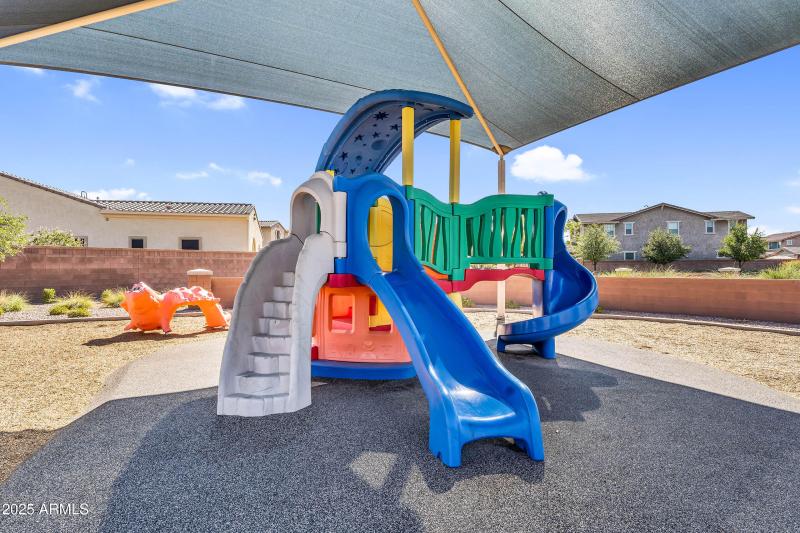 223rdNeighborhood-08