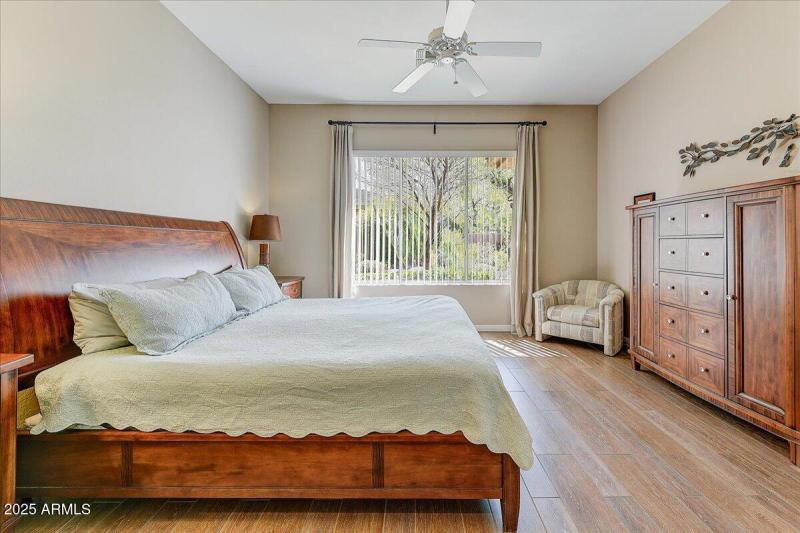 15-Primary Suite View