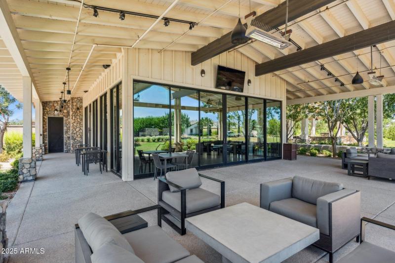 73-web-or-mls-19910-e-vallejo-st