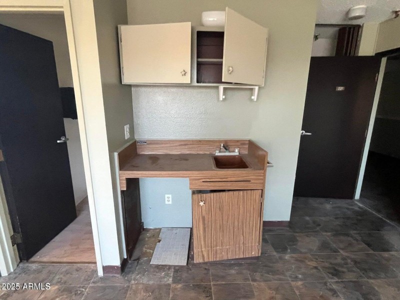 20250306191652973276000000-o