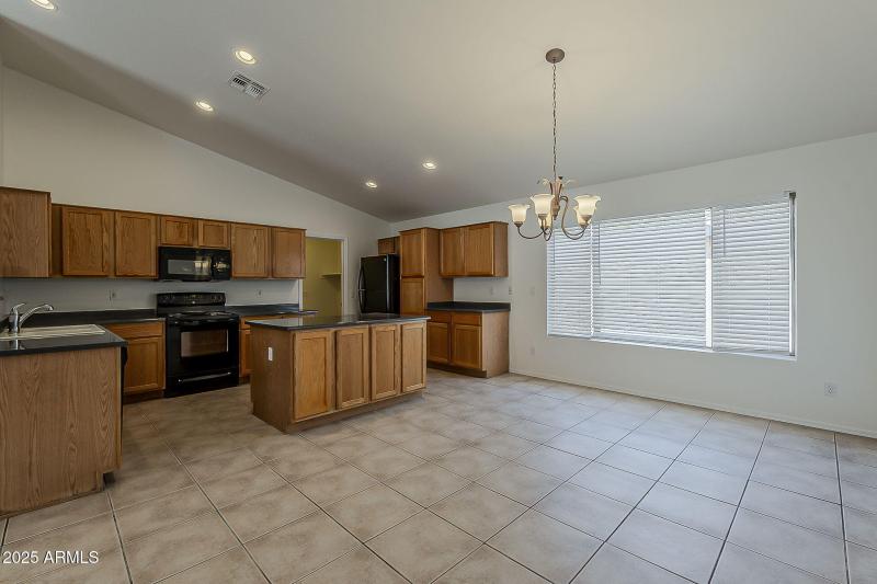 13-web-or-mls-Saguaro-13