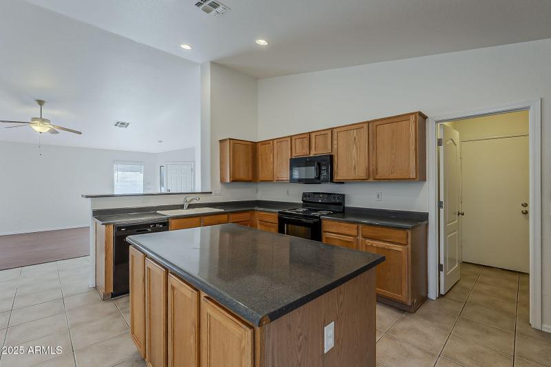 17-web-or-mls-Saguaro-17