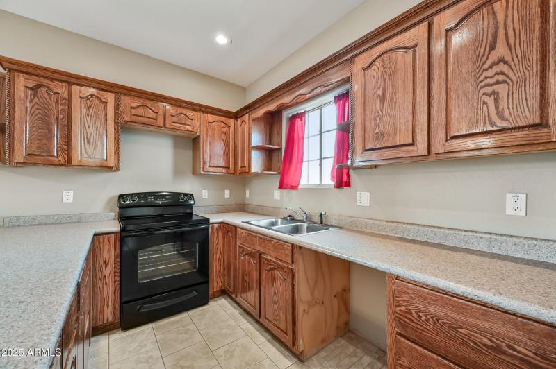 ocupix-3808 S 339th Ave-10