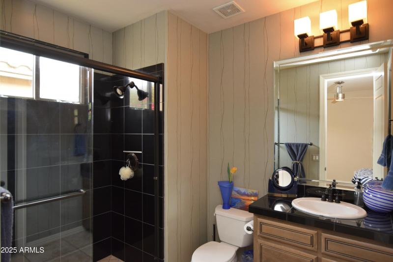 En Suite Guest Bathroom