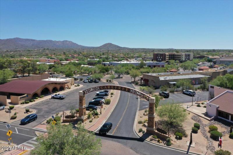 Downtown Carefree, close by shopping.